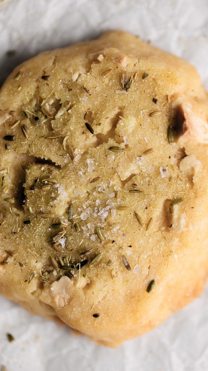 White Chocolate Chunk Shortbread with Caramelised Fennel Seed  |  Gather & Feast