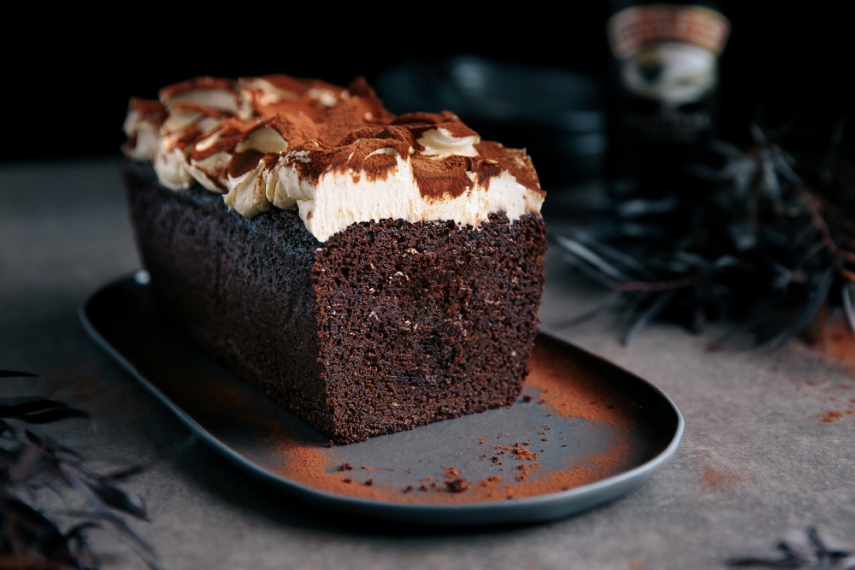 Chocolate loaf cake | Tesco Real Food