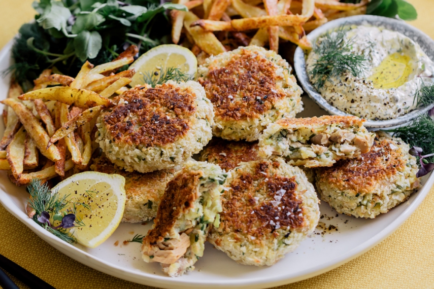 HC Old Fashioned Fishcakes 24x110g - Henry Colbeck