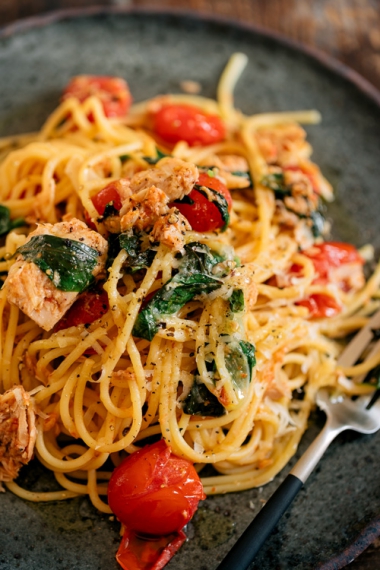 15 Minute Tuna Tomato Spaghetti with Fresh Basil Lemon Gather